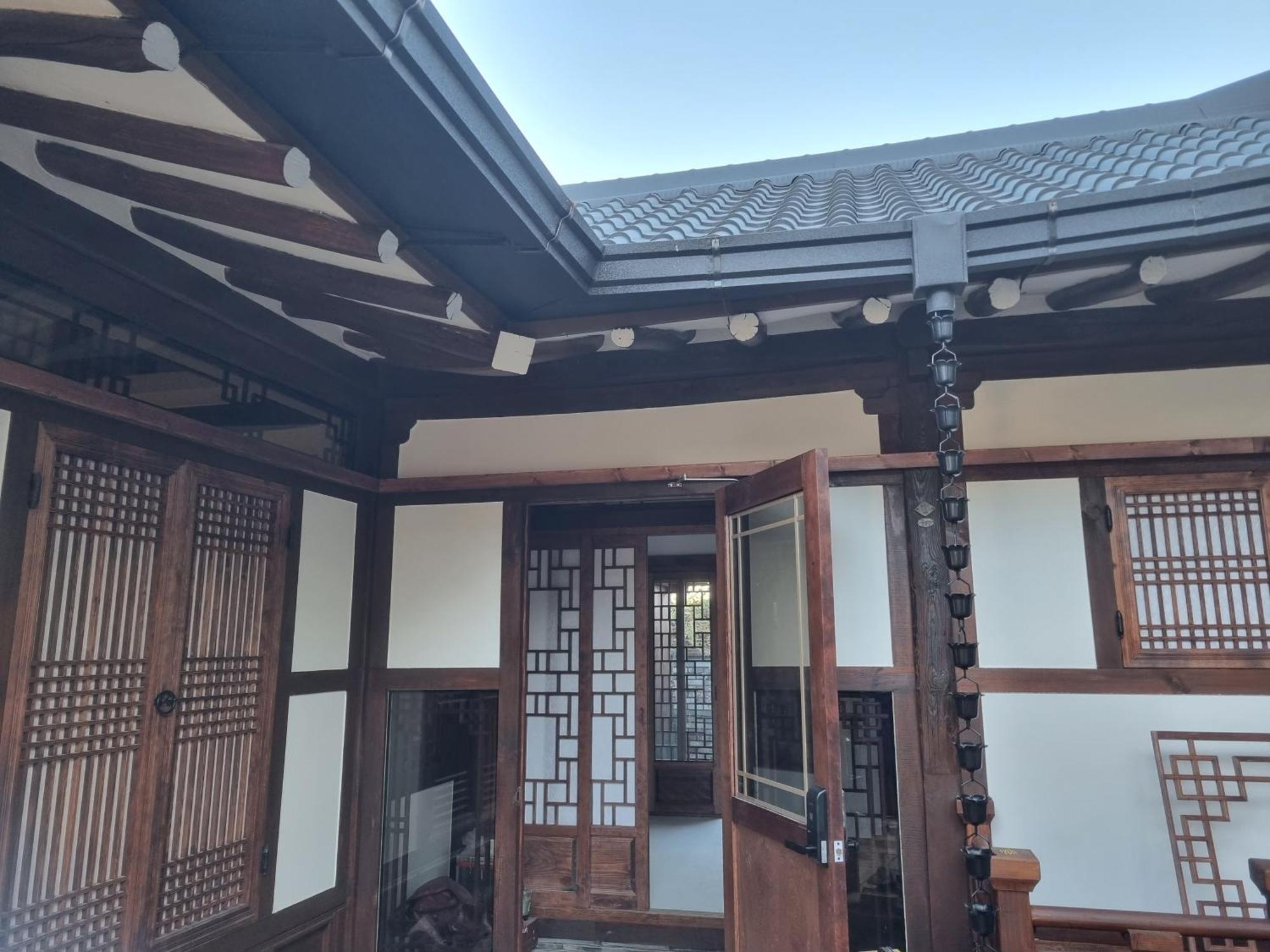 Sieunjae Bed & Breakfast Gyeongju Exterior photo